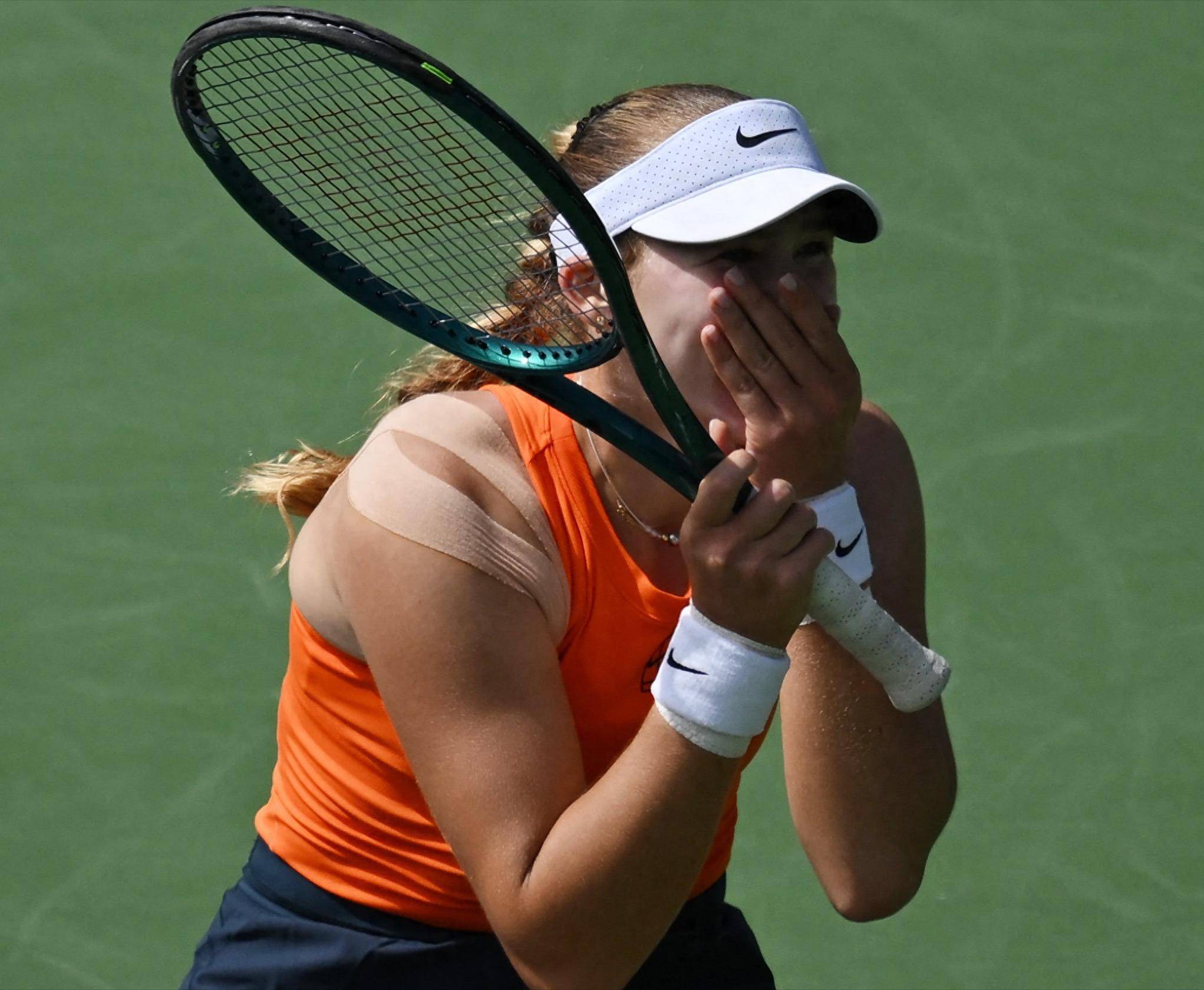 包含莎拉波娃爆冷击败掘金，高光表现引爆全场！的词条